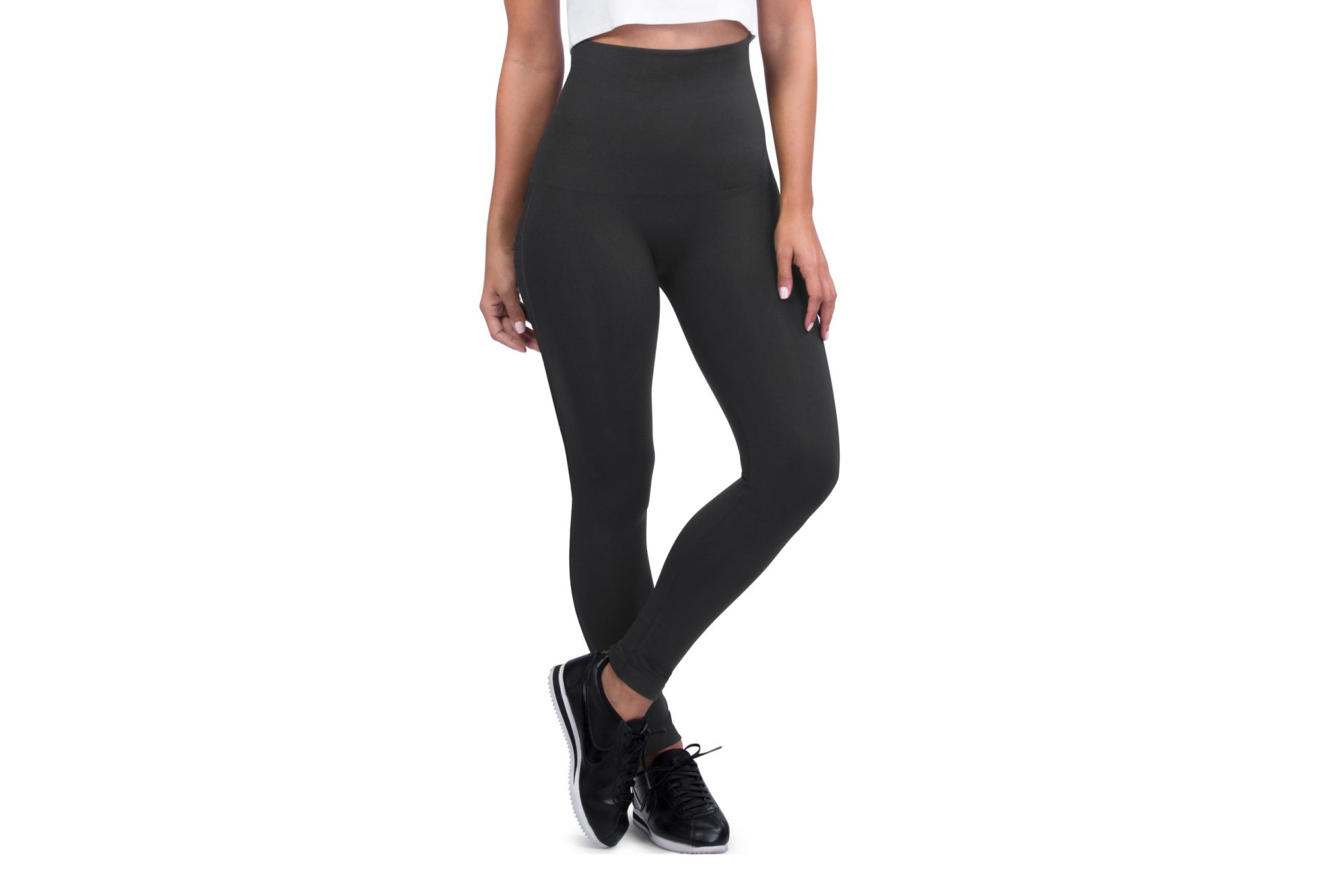 The Best Alo Leggings for Every Activity 2021