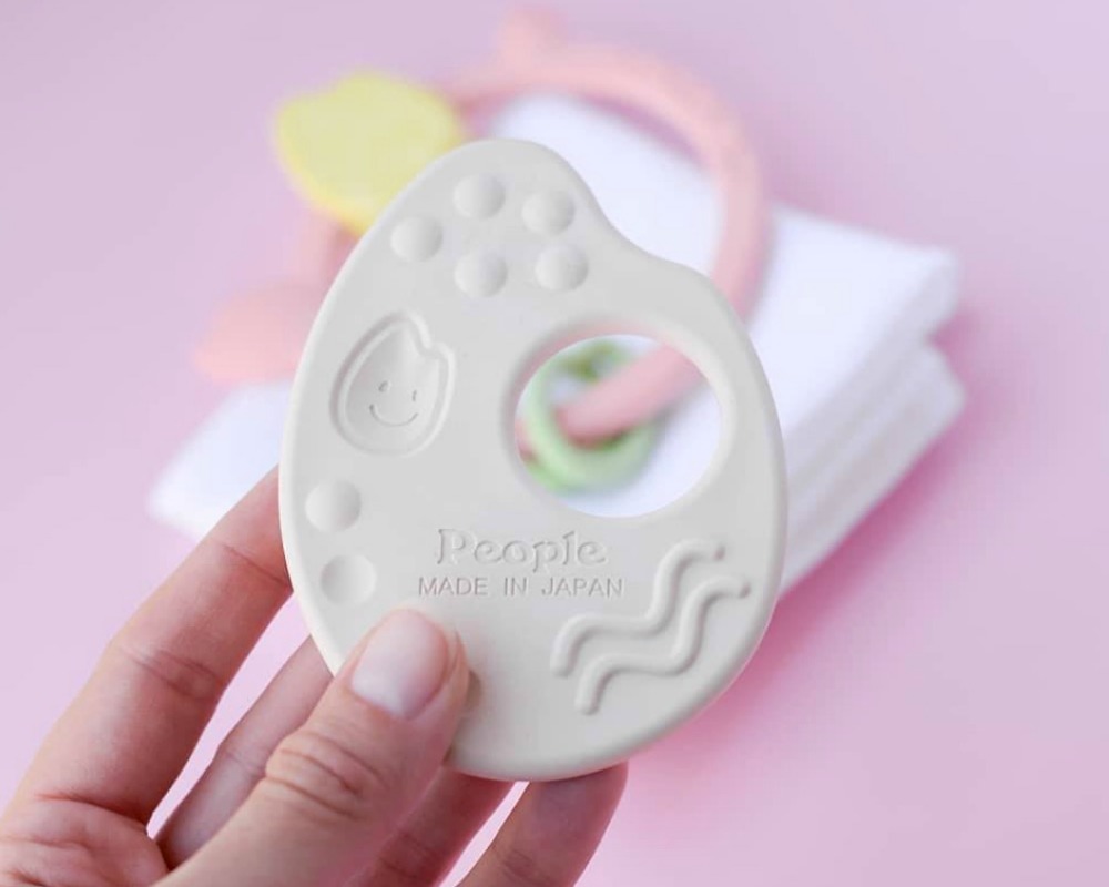 Real Moms Review: Eco-Friendly Mochi Teethers